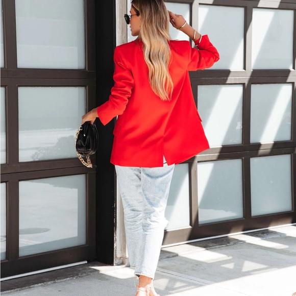Whinn Pocketed Red Blazer - Picture 2 of 6